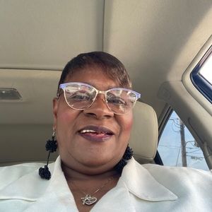 Meet your Posher, Bernethia